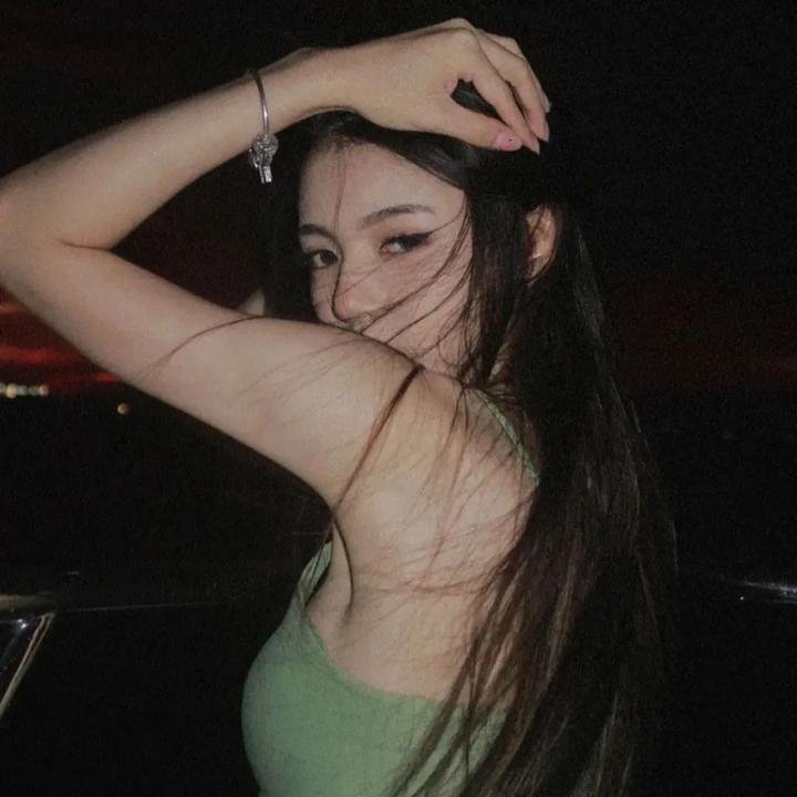 给妹妹陪读的我不小心无敌了